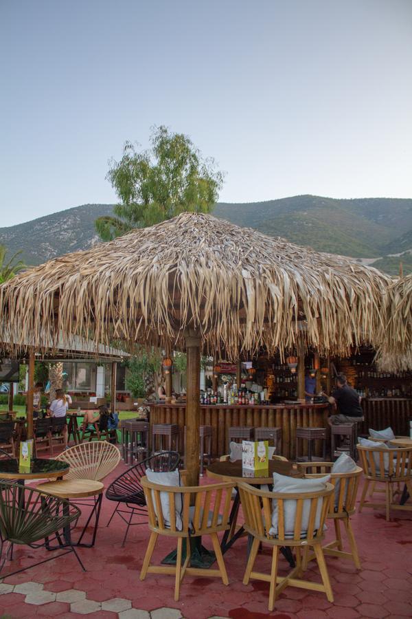 Hotel Hellas Epidaurus Extérieur photo
